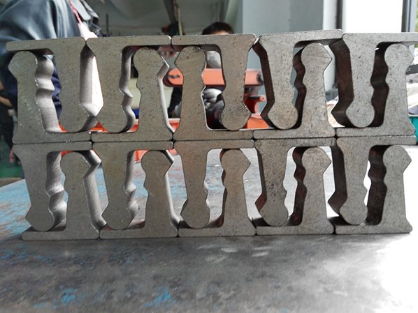 多規(guī)格汽車(chē)門(mén)鉸鏈鋼 多規(guī)格汽車(chē)門(mén)鉸鏈鋼